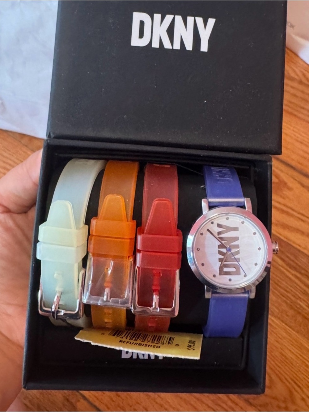 DKNY set Watch with Purple Strap and 3 Interchangeable Pastel Straps